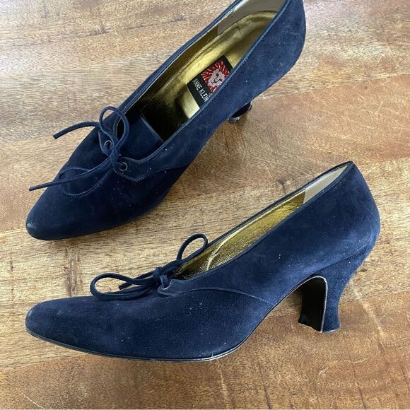 Vintage Anne Klein black suede Oxford pumps 8 - Picture 1 of 8